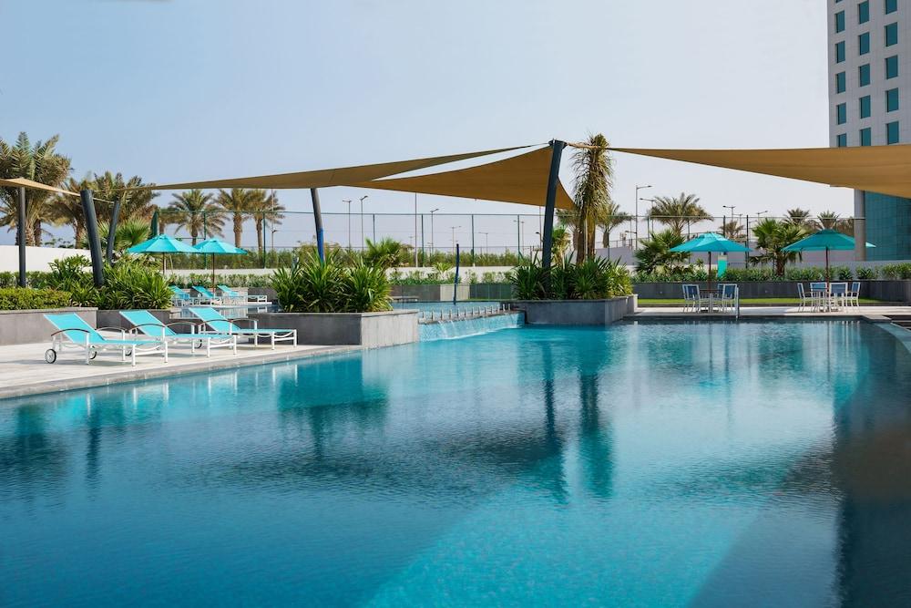 Bay La Sun Hotel And Marina - Emaar King Abdullah Economic City Экстерьер фото The swimming pool at the hotel